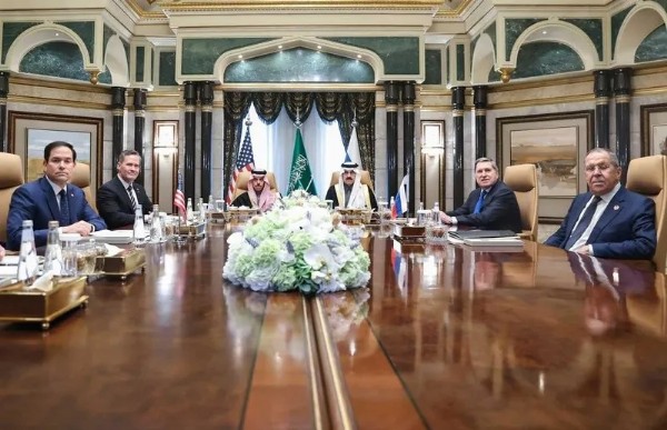 Riyad’da mekik diplomasisi! Rusya ve Ukrayna, ABD arabuluculuğunda buluşacak